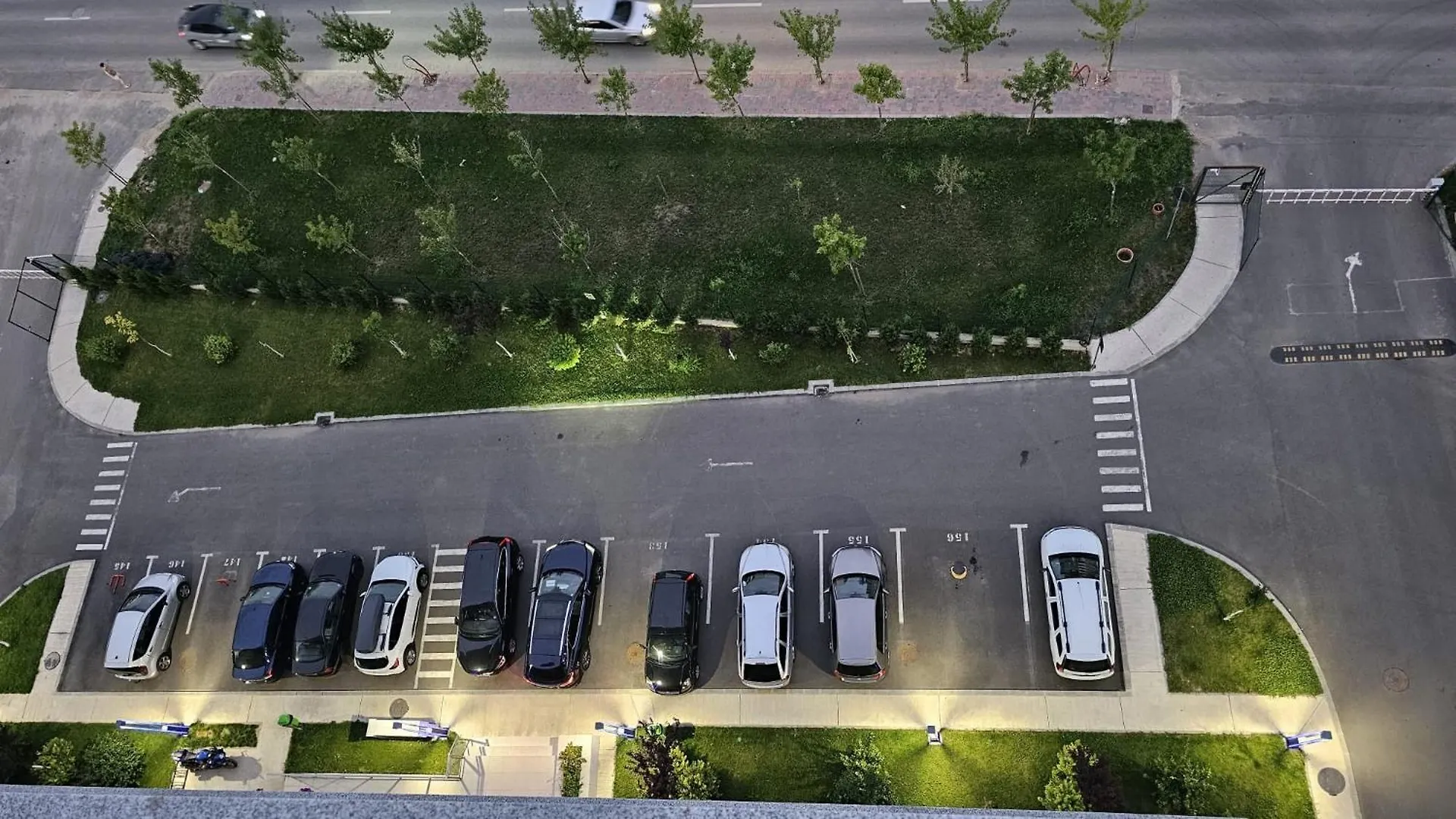 Studio Spatios,Intim+ Loc Parcare Propriu,Vedere Panoramica,Utilat De Lux Бухарест 0*,  Румыния